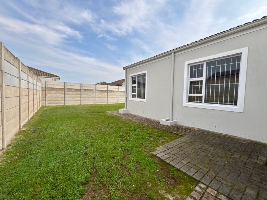 To Let 3 Bedroom Property for Rent in Windsor Park Estate Western Cape
